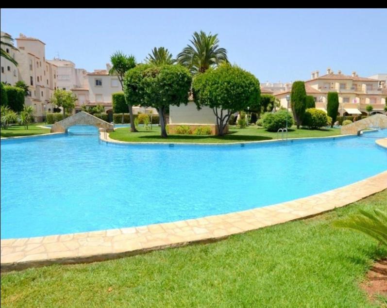 Bungalow La Isla Jávea Екстериор снимка